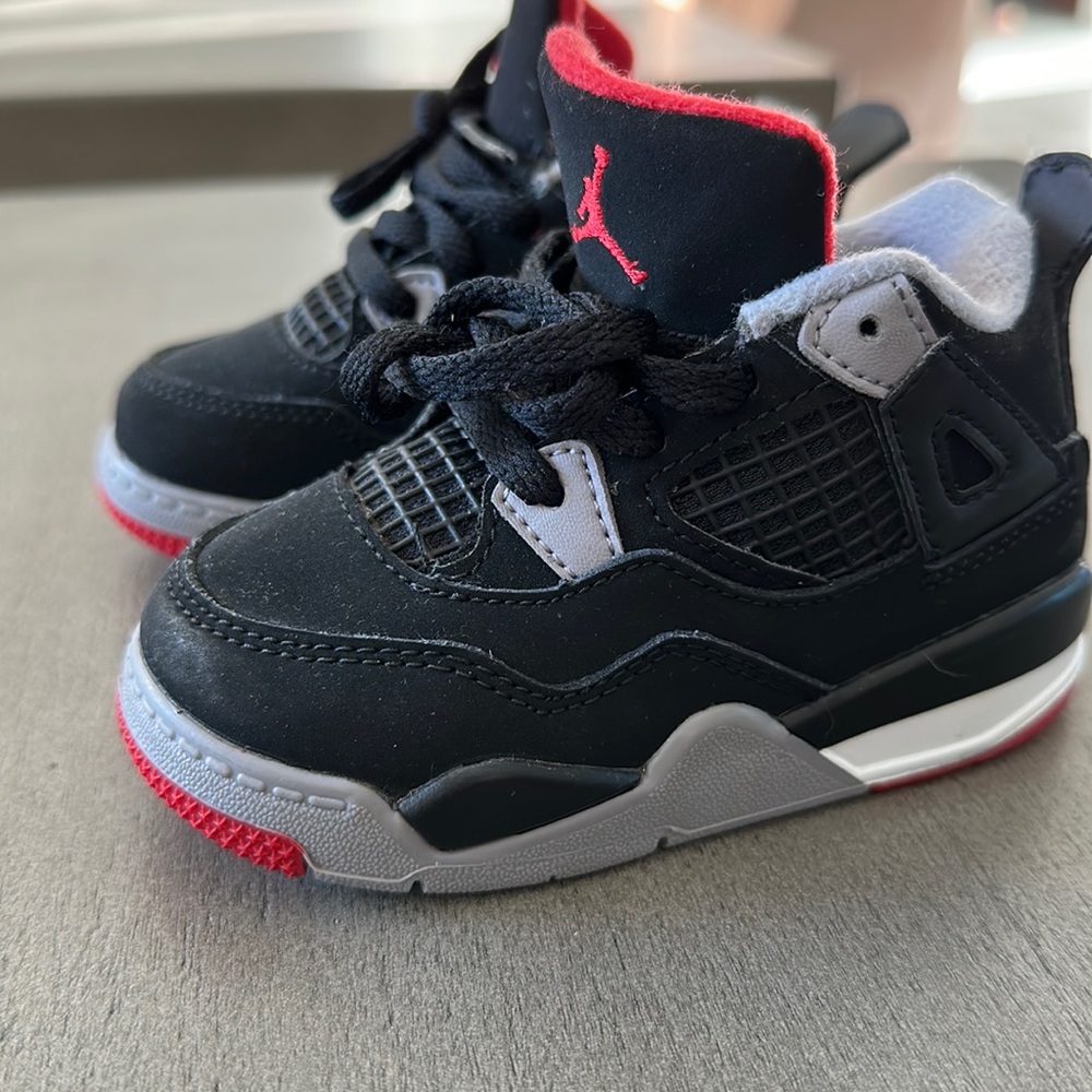 Toddler Jordan 6C - almost new